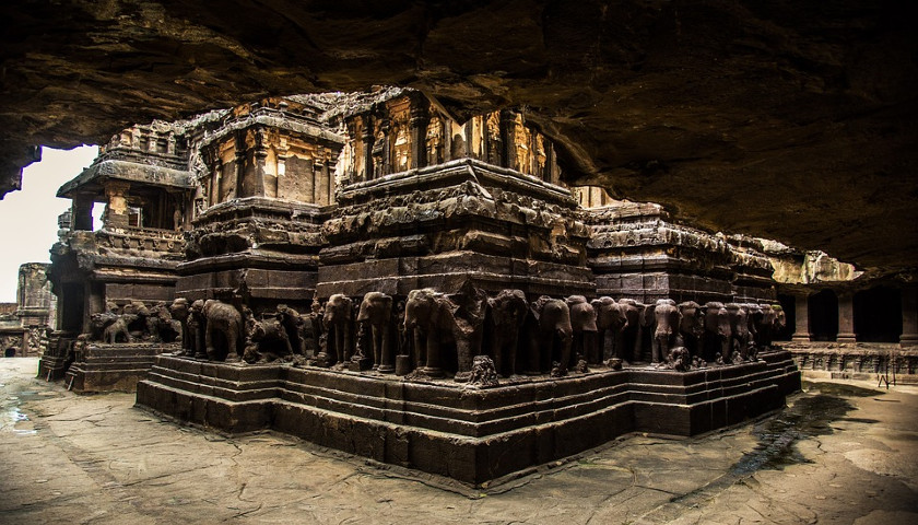 Ellora-Caves-Aurangabad-tours