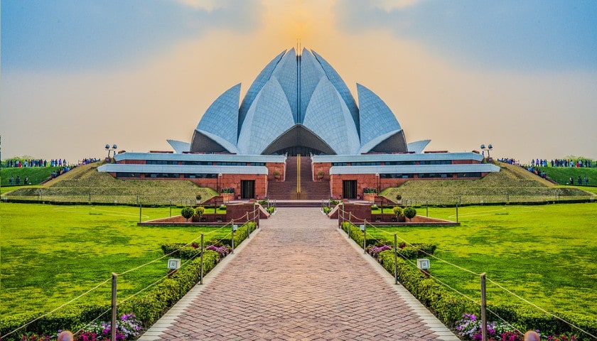 Lotus-Temple-Delhi-Tours