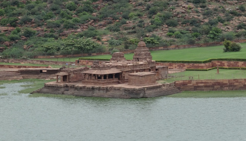 Badami-Tours