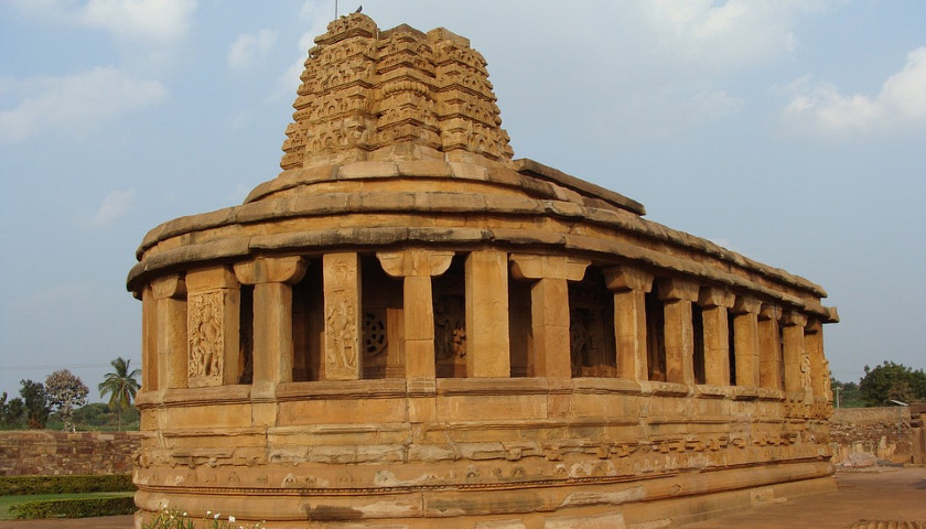 Durg-Temple-Aihole-Tours