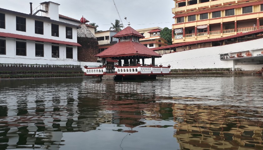 Shri-krishna-temple-Udupi-tours