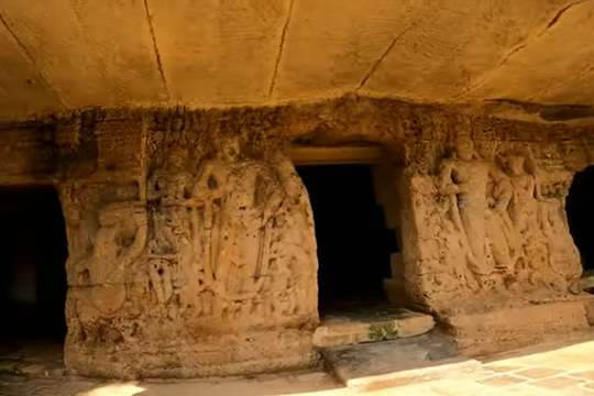 Khambhalida Caves