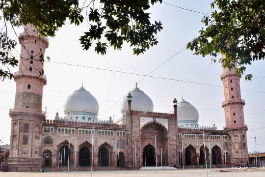 Taj-ul-Masjid