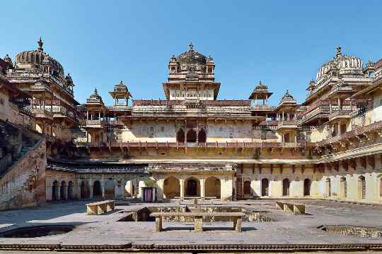 Orchha Fort