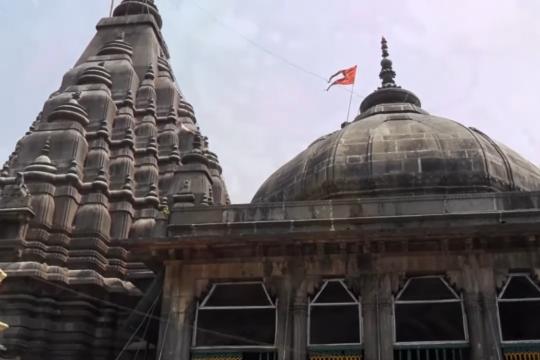 Vishnupad Temple