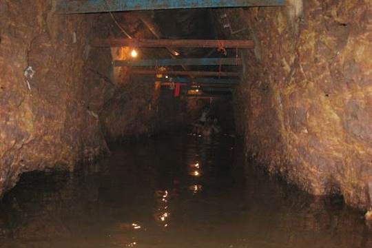 Narasimha Jhira Cave Temple