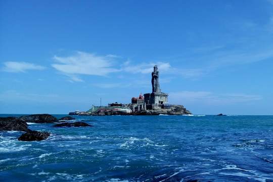 Thiruvalluvar Statue