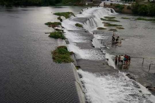 Kodiveri Dam