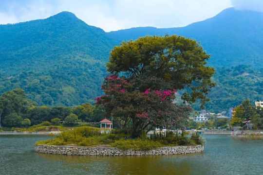 Taudaha Lake