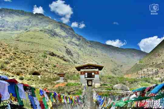 Tachogang Lhakhang Bridge